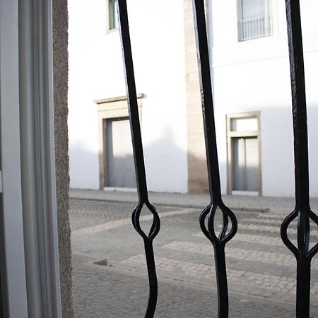 Апартаменты Casa Do Patio- Parking Included Эвора Экстерьер фото